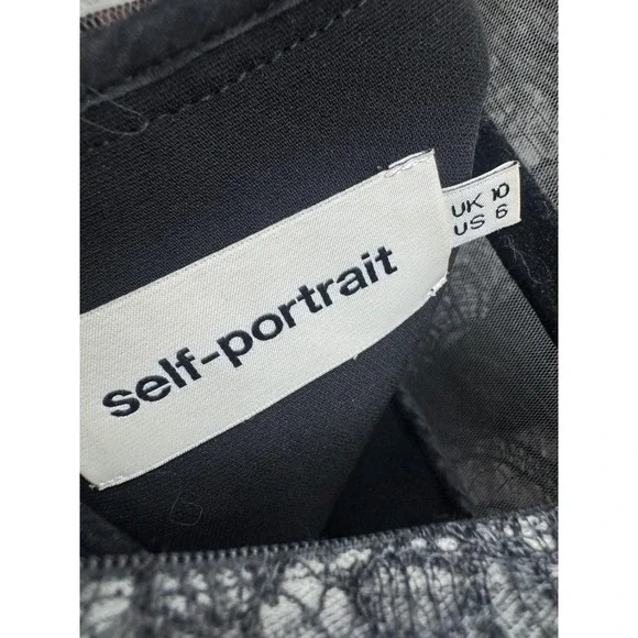 Self-Portrait Lace & Bow Accent Mock Neck Mini Shift‎ Dress Black Womens Size 6 - Picture 8 of 16